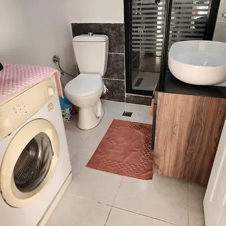 דירה Comfortable Peaceful Full Flat איסטמבול